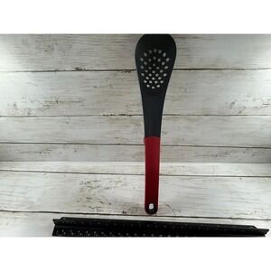 Joseph Joseph Elevate Slotted Spoon Red Black Nylon Kitchen Utensil Tool Rest